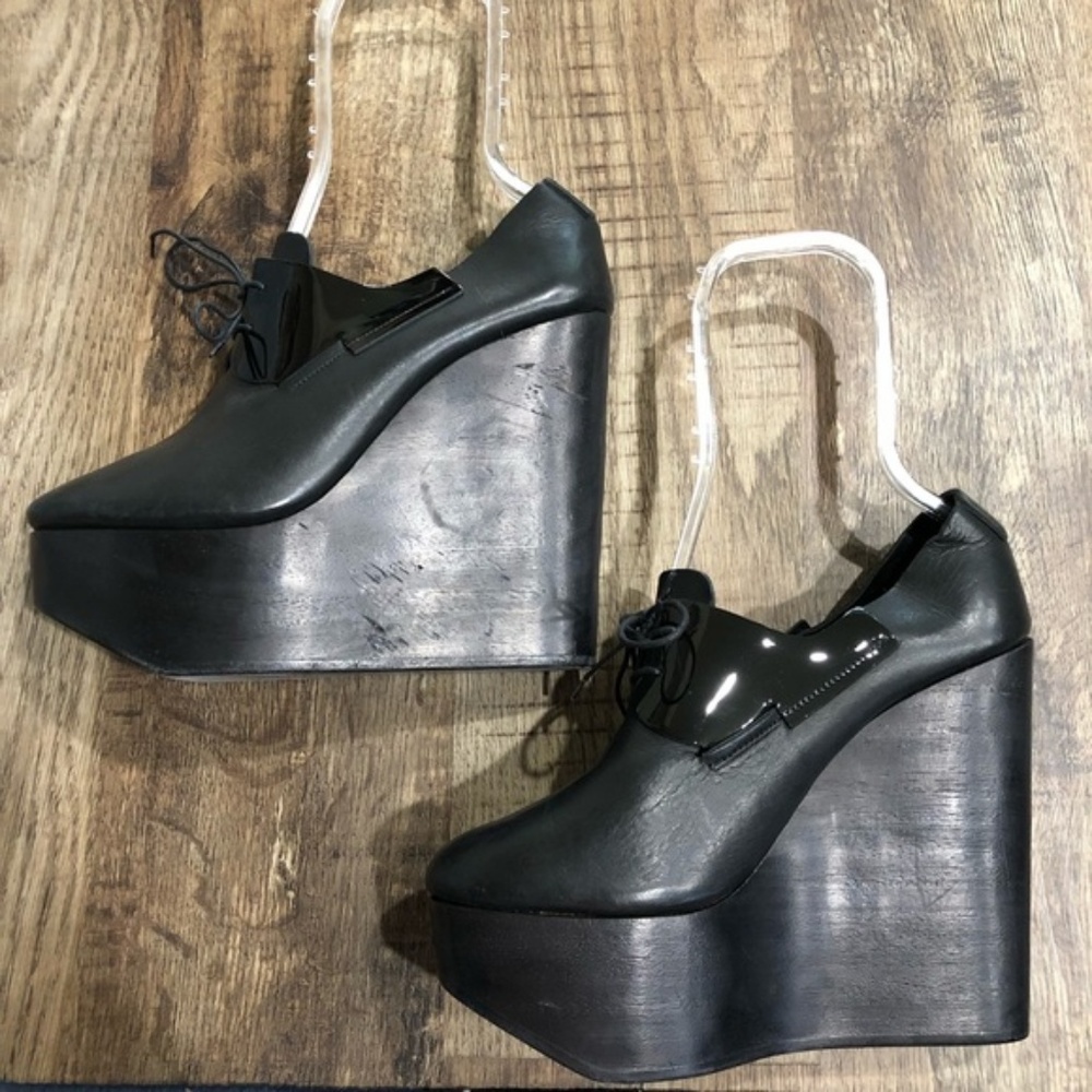 Dolls Kill Wood Platform Flatform Oxfords - Picture 3 of 6